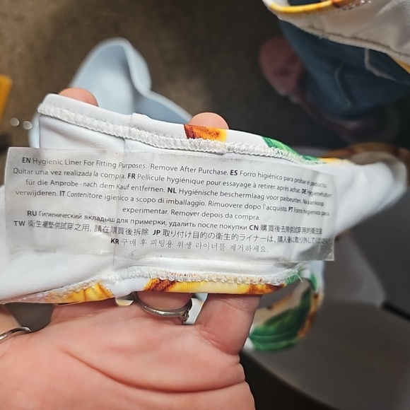 Forever 21 Bikini Bottom (S) Top (M) - Picture 8 of 8